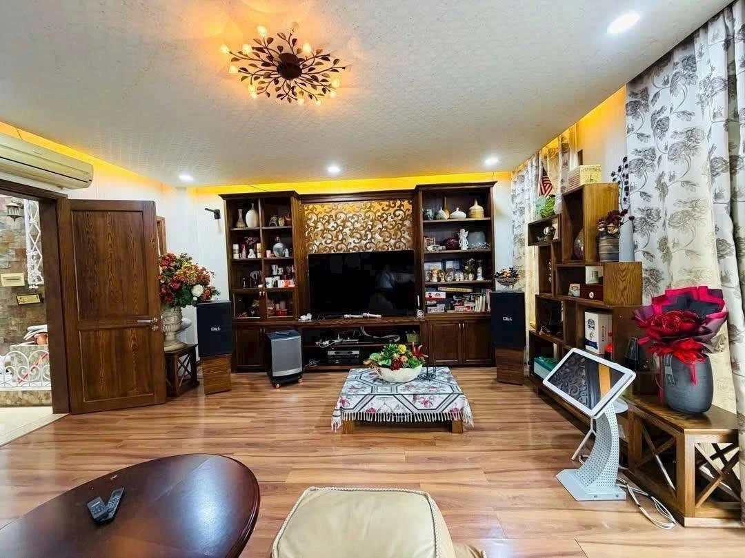 Bán biệt thự vintage 88.2m² 5 tầng Khu Quân Đội - Ảnh 1
