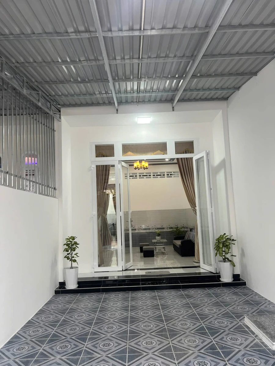 Bán nhà 75m² 3 phòng ngủ Long Hoa Tây Ninh 1,19 tỷ - Ảnh thu nhỏ 2