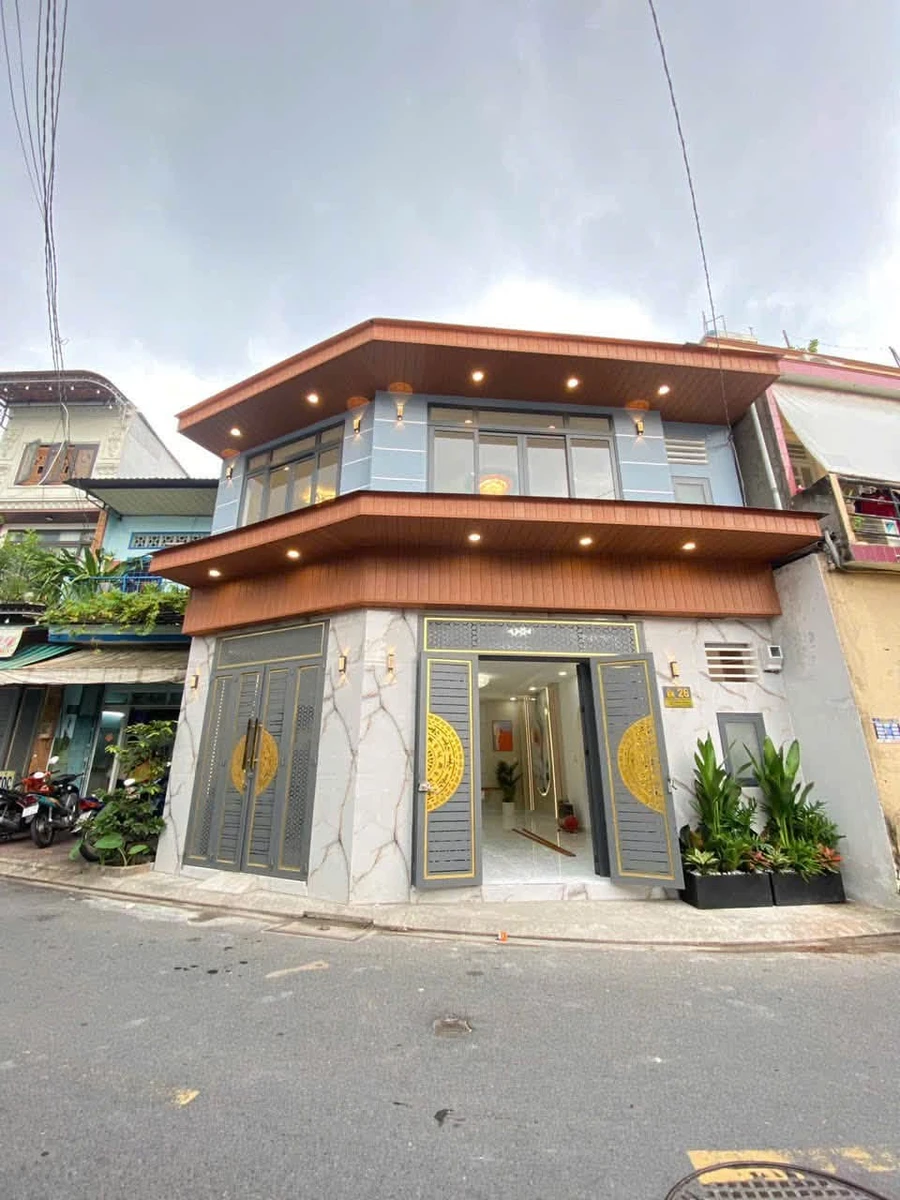 Bán nhà 2 tầng 64m² mặt tiền kinh doanh Lê Cảnh Tuân, Tân Phú - Ảnh 1