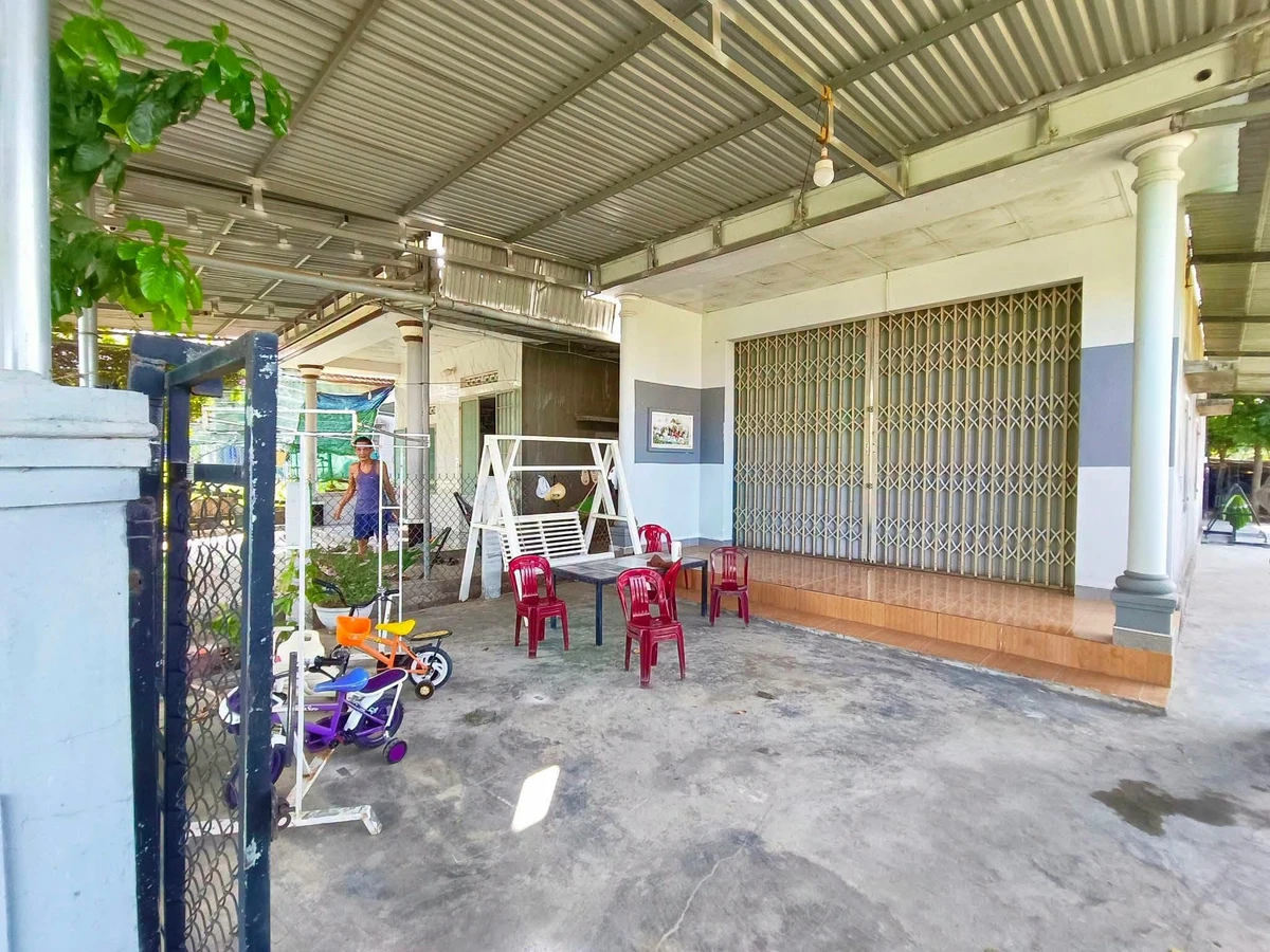 Bán nhà 3PN ở Ninh Xuân, Ninh Hòa - 198m², 7.2 tỷ - Ảnh thu nhỏ 2