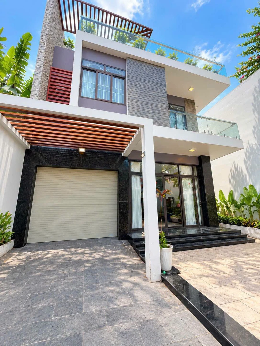 Bán biệt thự KDC Bửu Long 230m2, 4 phòng ngủ, gần trường Lạc Hồng, Biên Hòa - Ảnh thu nhỏ 3