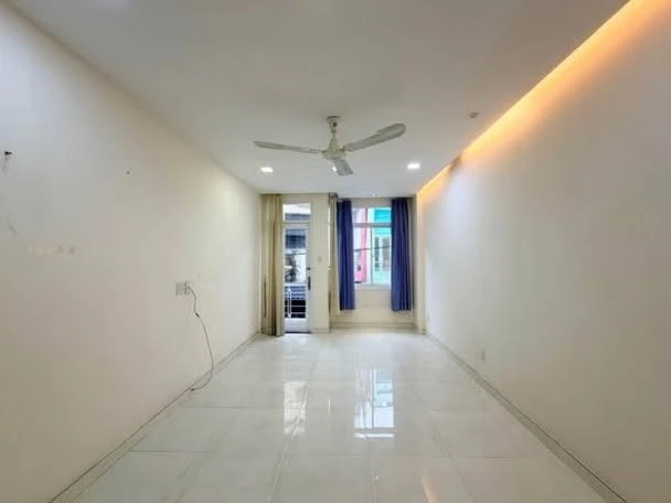 Nhà bán 4 tầng 3PN 43m2 Quận 10 giá 6 tỷ - Ảnh 1