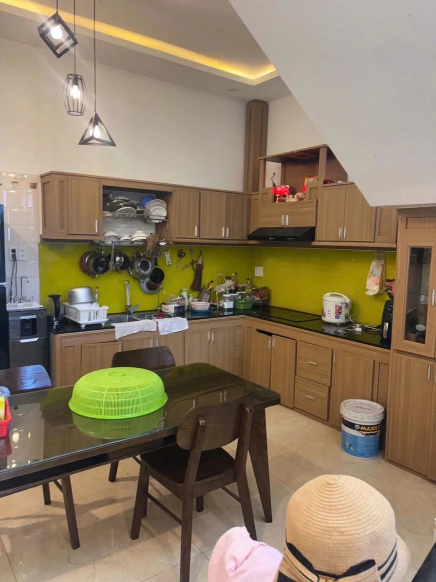 Bán nhà 2 tầng 100m2 Nguyễn Văn Tỵ Bình Chánh nhỉnh 4 tỷ - Ảnh thu nhỏ 2