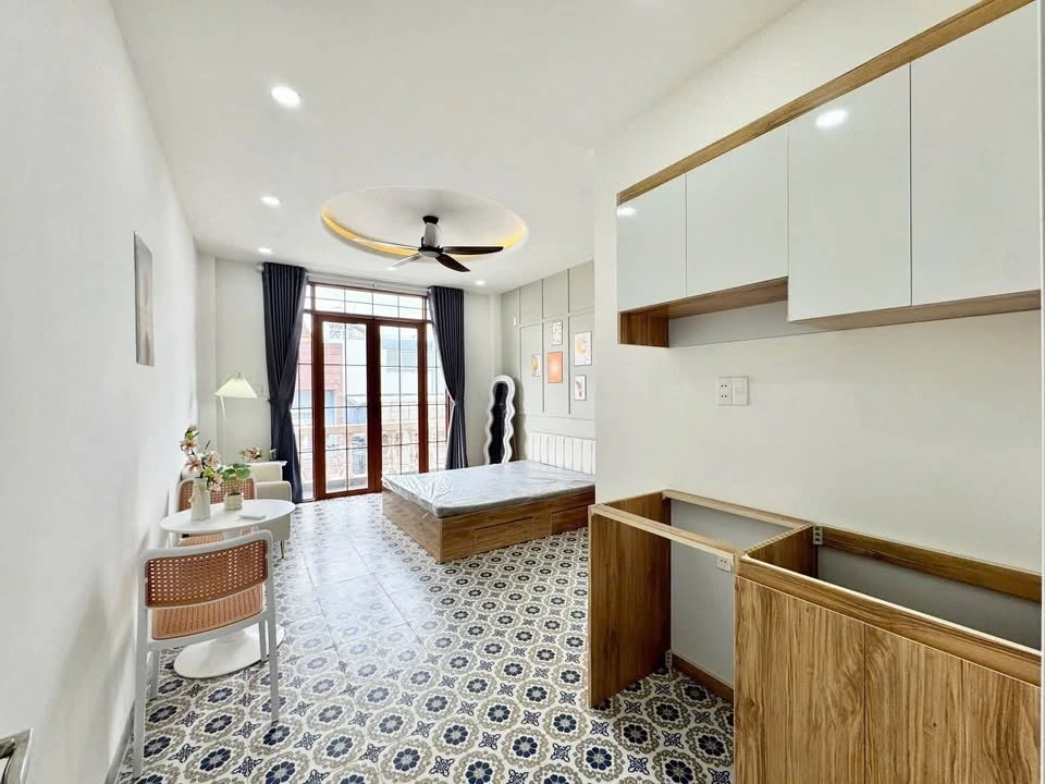 Bán shophouse mặt tiền Phường Linh Đông 80m2 5 tầng 9.6 tỷ - Ảnh thu nhỏ 4