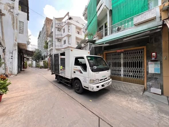 Bán nhà mặt tiền 4x16m 4 lầu Nguyễn Chí Thanh 8.5 tỷ - Ảnh thu nhỏ 2