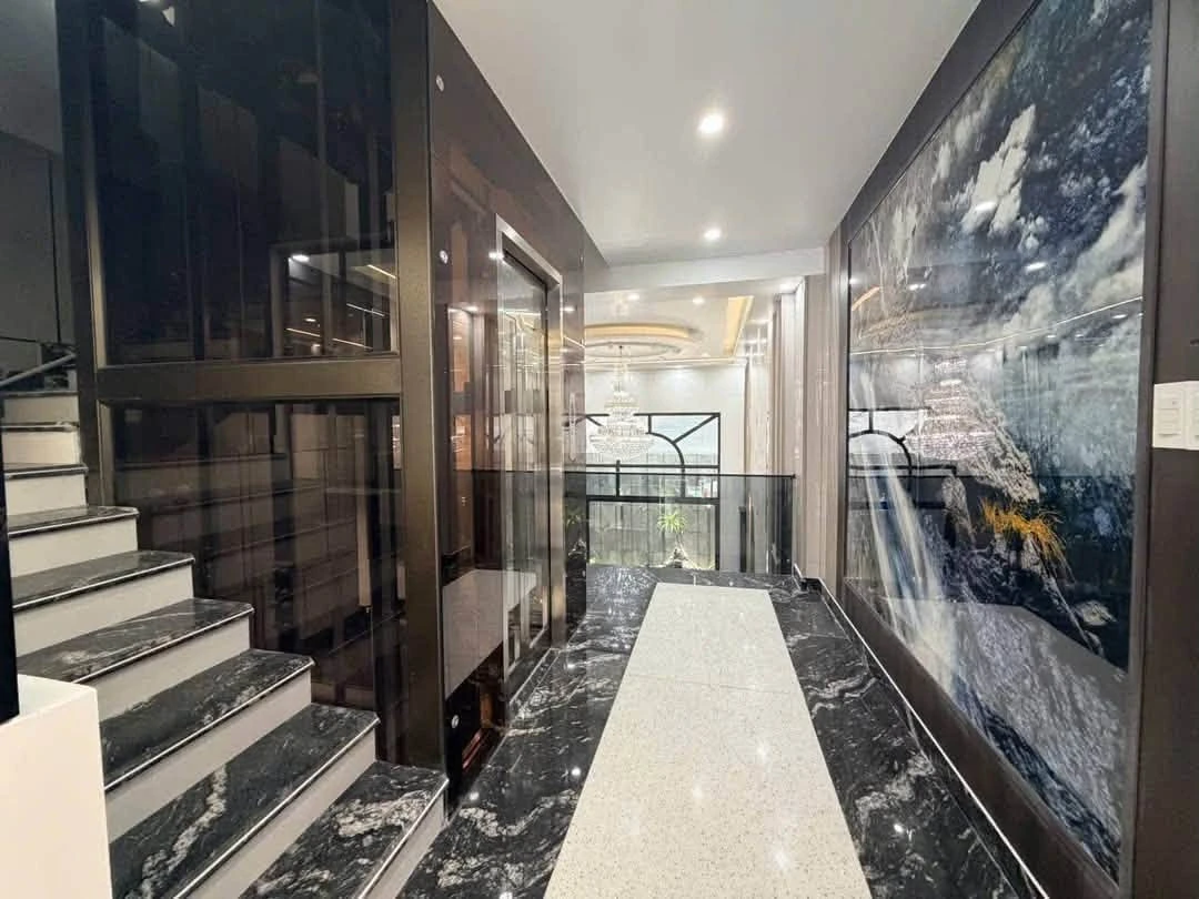 Bán nhà mặt đường 5 tầng 90m2 có thang máy tại Đông Trà, Lê Chân, Hải Phòng giá 11,2 tỷ - Ảnh thu nhỏ 3