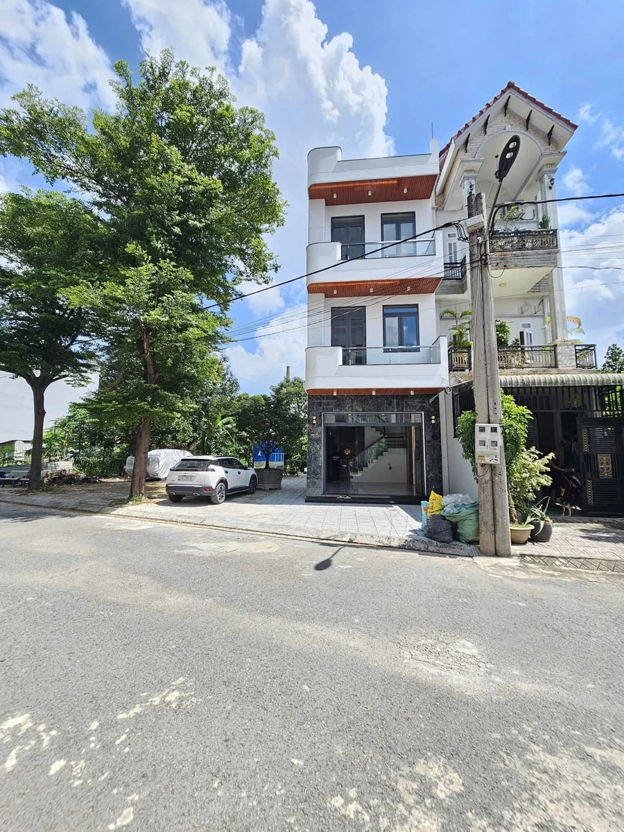 Bán nhà 2 mặt tiền 74,7m² Dĩ An, kế Công Viên 6 tỷ - Ảnh thu nhỏ 3