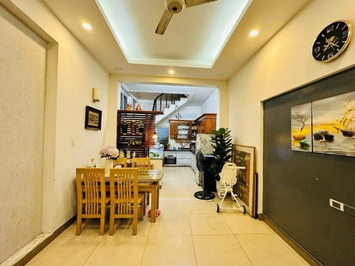Bán nhà 5 tầng 35m2 ngõ 59 Phạm Văn Đồng, Hà Nội giá 9,8 tỷ - Ảnh thu nhỏ 4
