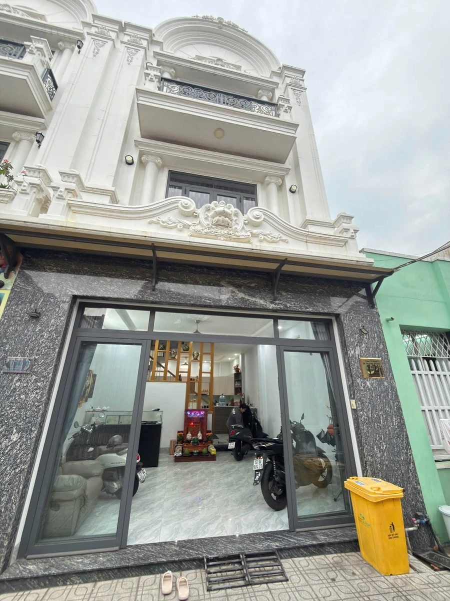 Bán nhà 3PN gần Vincom Biên Hòa, 60m2, 4.9 tỷ - Ảnh 1