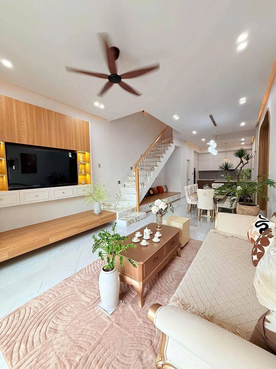 Bán nhà mặt tiền đường Xuân Diệu 4,7x18m full nội thất gần Đô thị Trung Nguyên, Buôn Ma Thuột - Ảnh 1