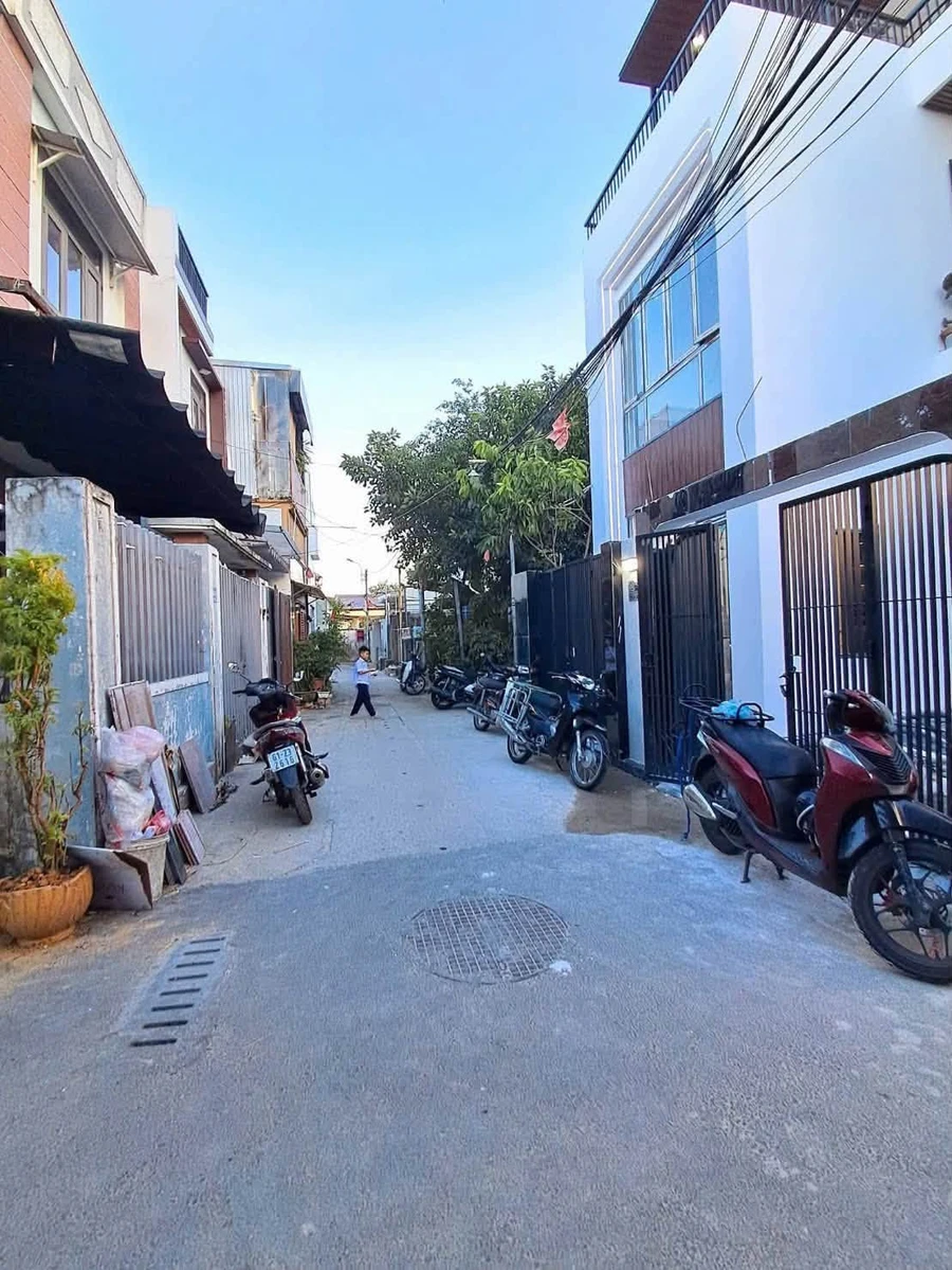 Nhà phố Tôn Đản, 60m², 3PN, 2 tầng, 4 tỷ - Ảnh 1