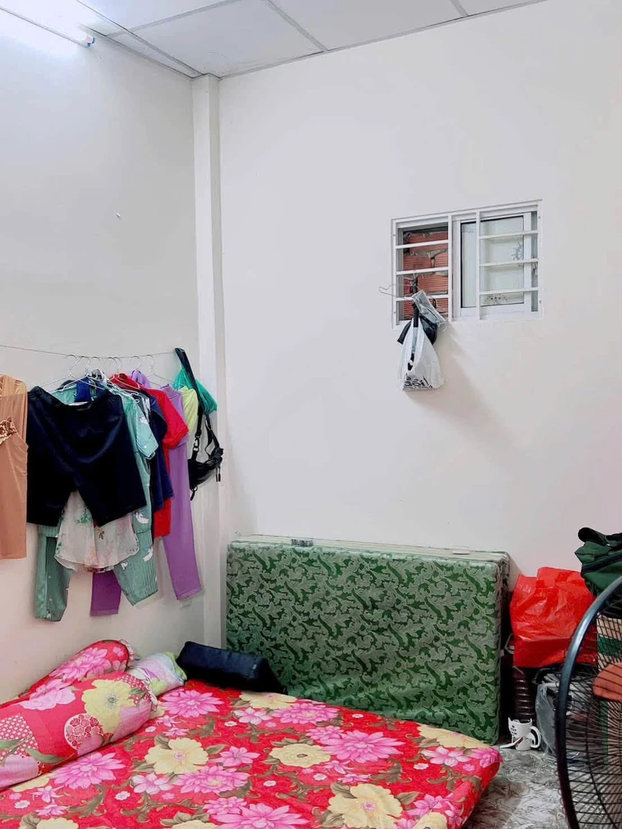 Bán nhà hẻm Tôn Đản Quận 4, 33.5m2, trệt 2 lầu, 4PN, giá nhỉnh 3 tỷ - Ảnh thu nhỏ 2