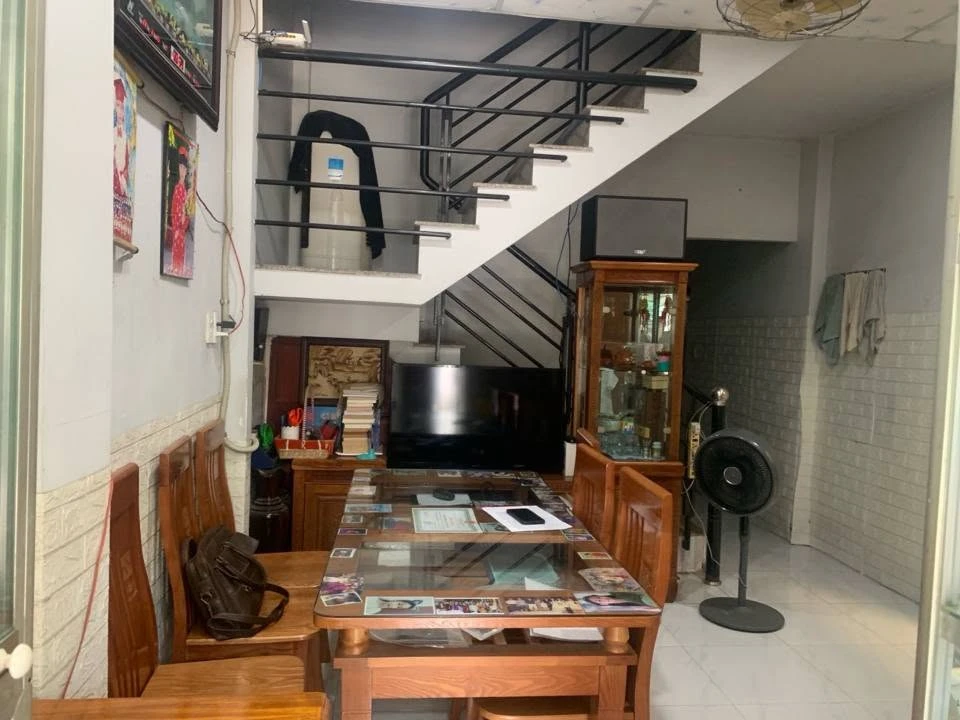 Bán nhà 2 phòng 105m² Dĩ An Bình Dương 4 tỷ 9 - Ảnh thu nhỏ 3