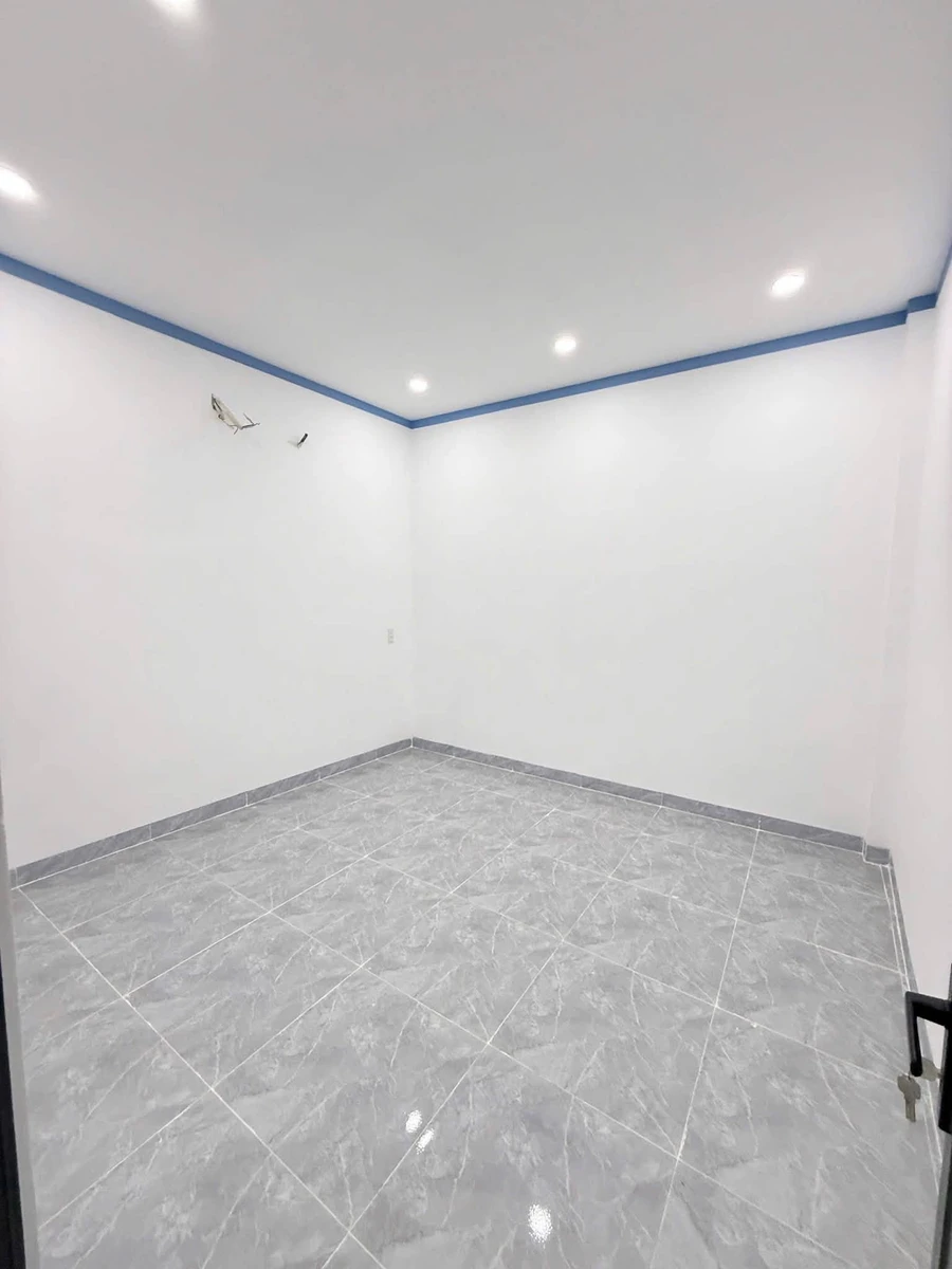 Bán nhà phố 100m² 3PN 2WC gần QL13 Bình Tân - Ảnh thu nhỏ 4