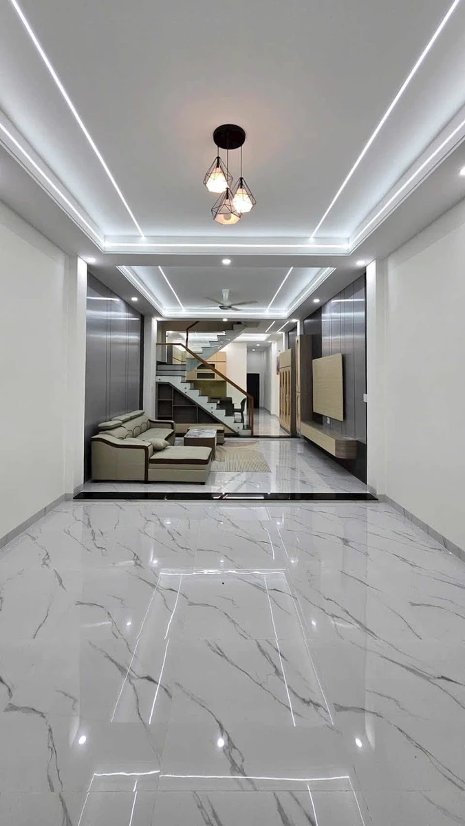 Bán nhà 1 trệt 2 lầu 260m² Thủ Đức 5 tỷ 450 triệu - Ảnh thu nhỏ 2