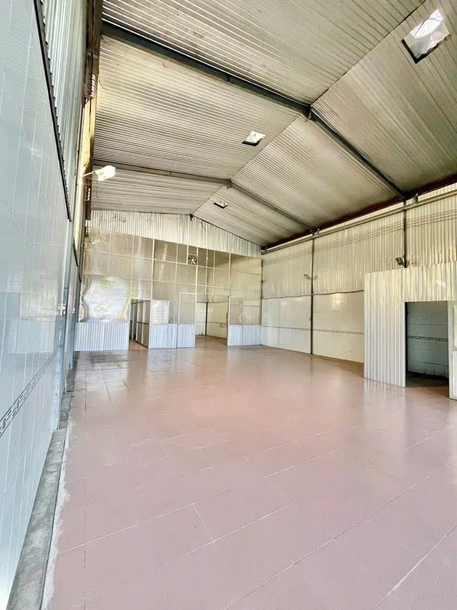 Bán kho mặt tiền 10x48m Tân Phước Khánh 9 tỷ - Ảnh thu nhỏ 2