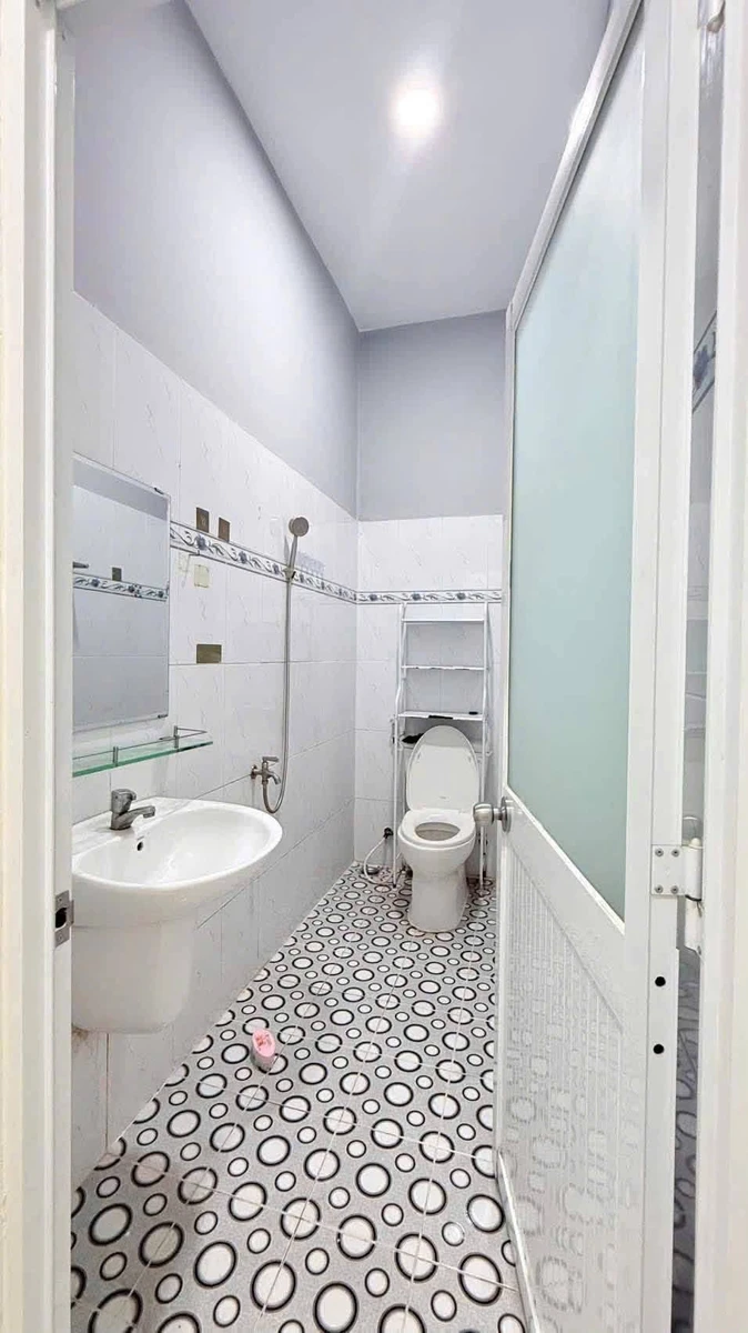 Cho thuê nhà nguyên căn 2PN 2WC mặt tiền hẻm Nhà Bè - Ảnh thu nhỏ 4