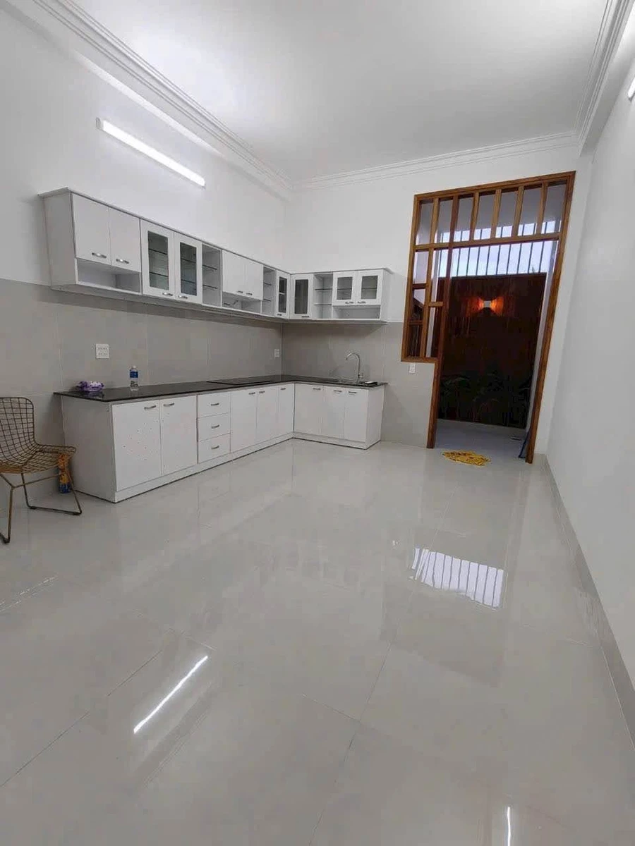Bán nhà 1 trệt 1 lầu 68.5m2 Phan Thiết - Ảnh thu nhỏ 4
