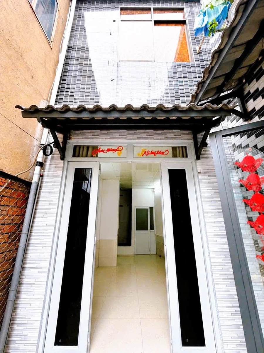 Bán nhà 2PN Q4 14.2m² sổ hồng - 2.5 tỷ - Ảnh thu nhỏ 2