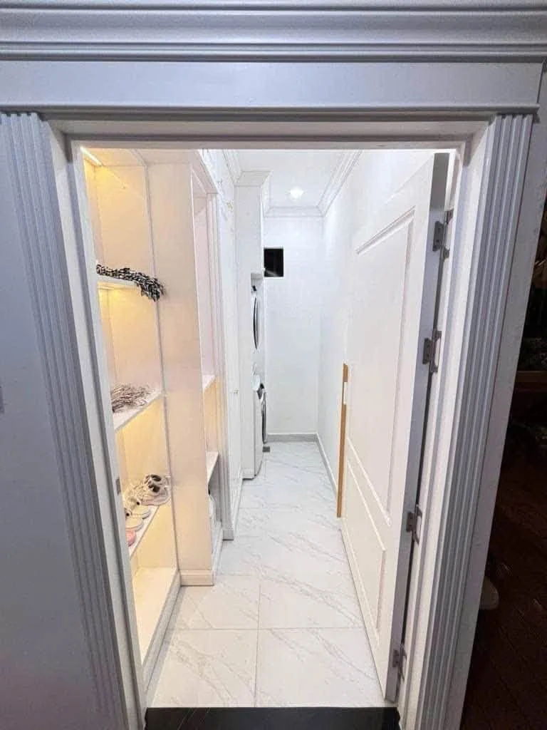 Bán nhà 110m² Trấn Biên Town full nội thất 9 tỷ - Ảnh thu nhỏ 3