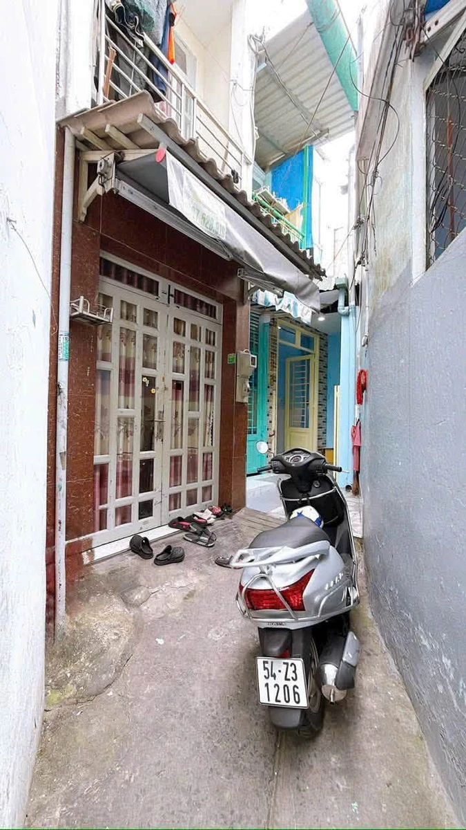 Bán nhà Tôn Đản Quận 4, 21.7m2, 2 phòng, 2.35 tỷ - Ảnh thu nhỏ 2