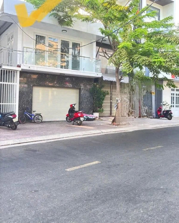 Bán nhà 1 trệt 1 lầu 107 m2, 3 phòng ngủ Vũng Tàu