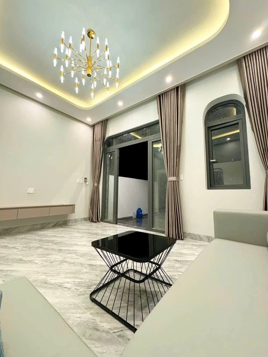 Bán nhà C4 mới full nội thất 100m2 hẻm Đặng Văn Lãnh, Phường Bình Thuận, Phan Thiết - Ảnh 1