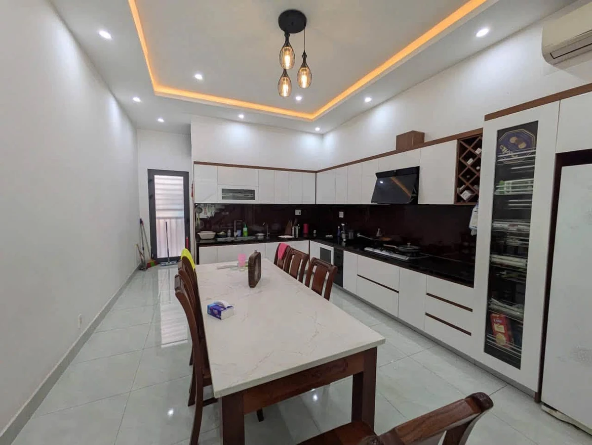 Bán nhà 3 tầng 90m² mặt tiền 7m5 An Hải Bắc Đà Nẵng - Ảnh thu nhỏ 2