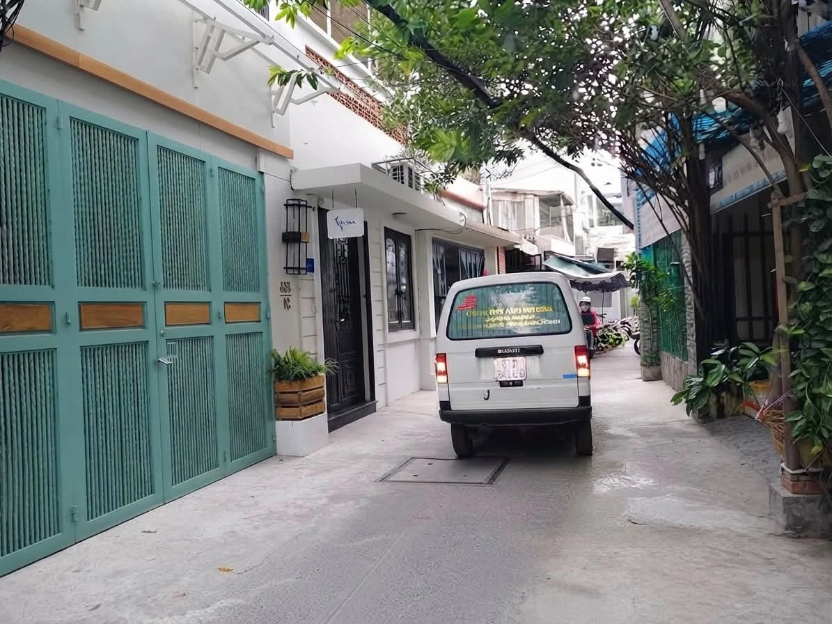 Bán nhà 2 tầng 70m2 ngang 4.7m gần mặt tiền Hai Bà Trưng, Quận 3, giá khoảng 10 tỷ - Ảnh 1