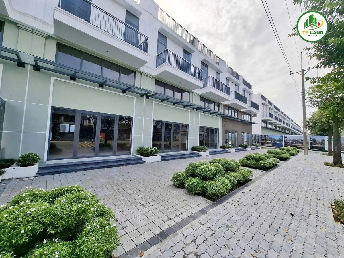 Nhà phố kinh doanh Green City Bình Dương 110m² 4.2 tỷ - Ảnh 1