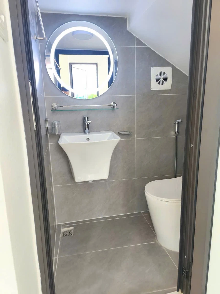 Bán nhà 3 tầng góc 43m2 Trần Hưng Đạo Quận 5 - Ảnh 1