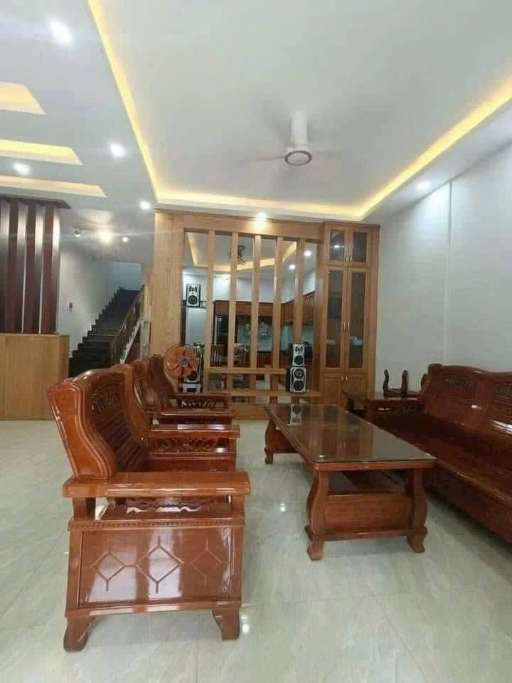 Cho thuê nhà nguyên căn 4PN, 240m2, Phú Lợi, 19 triệu/tháng - Ảnh thu nhỏ 2