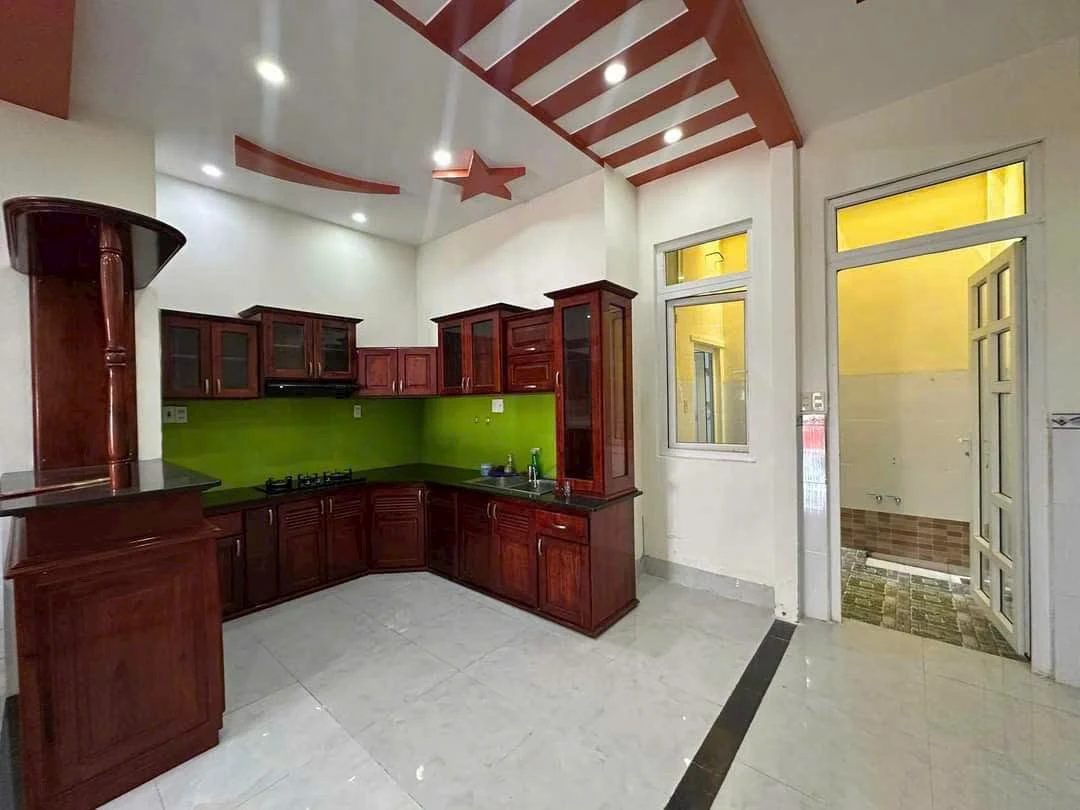 Nhà lầu mặt nhựa 85m² Lê Duẩn, Phan Thiết 3 tỷ 750tr - Ảnh thu nhỏ 3