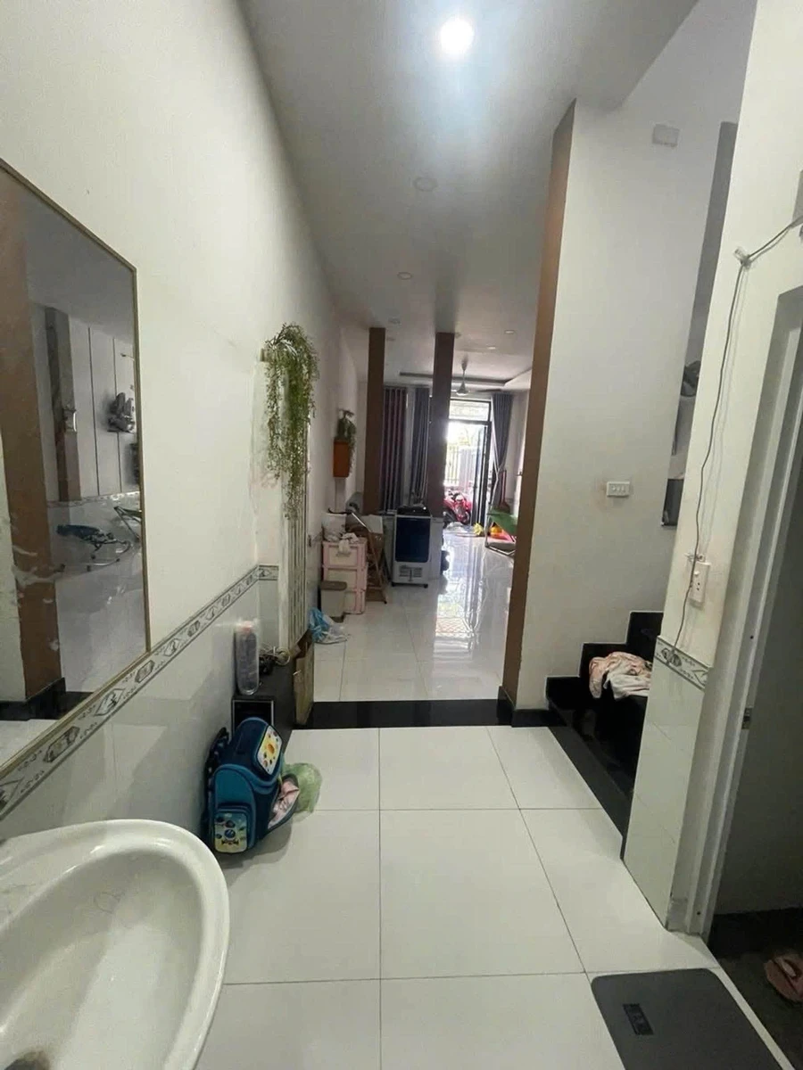 Bán nhà 2PN 68m² 2 mặt tiền Lâm Thị Hố, Quận 12 - Ảnh thu nhỏ 2