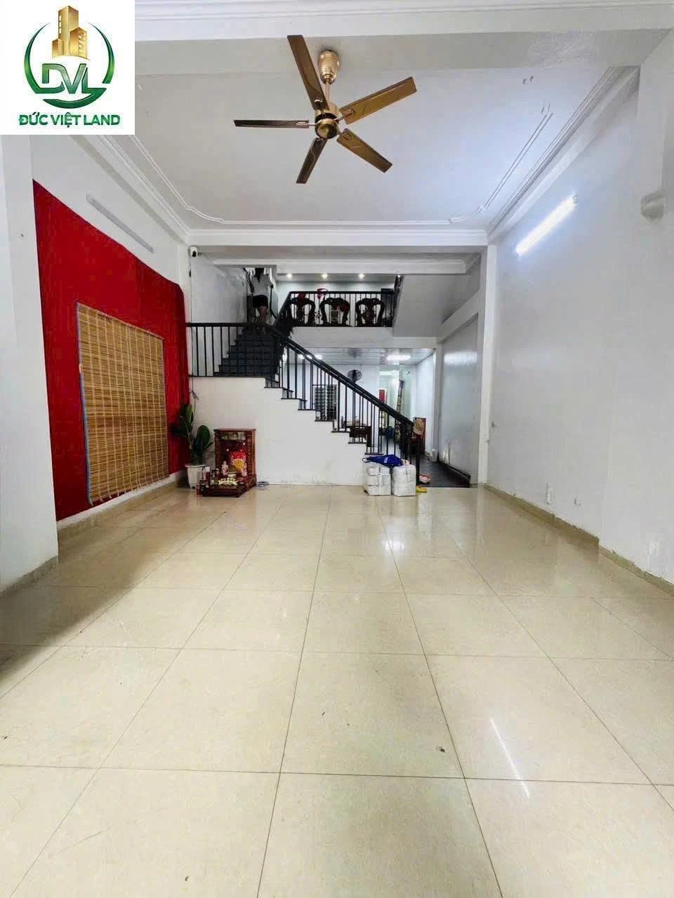 Bán nhà 2,5 tầng 4PN 102m² đường Điện Biên Quận 1 - Ảnh 1