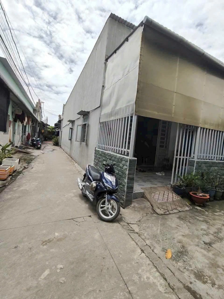 Bán nhà Tân Phước Khánh Tân Uyên 100m2, 2 phòng ngủ, 2 tỷ 350 - Ảnh thu nhỏ 3