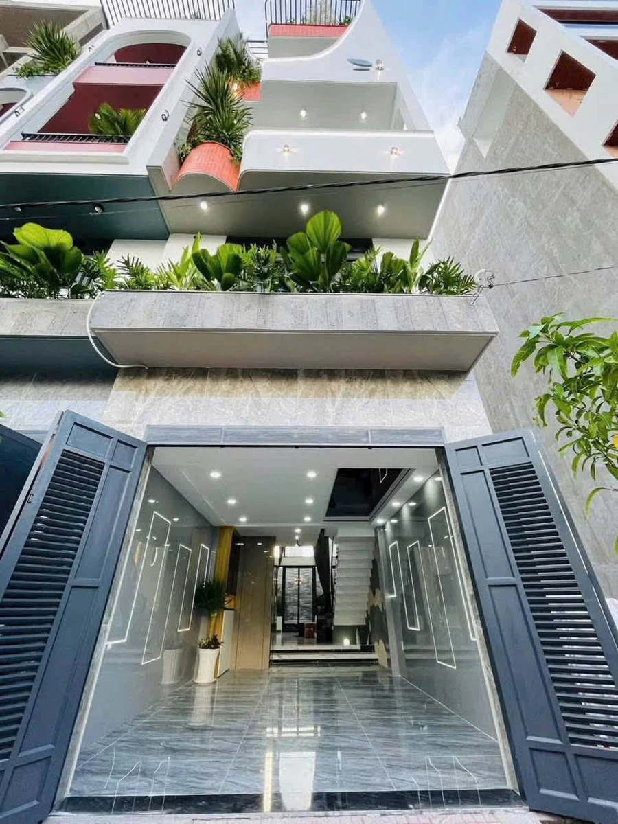 Bán nhà hẻm 4x14,5m 4PN 5WC, sổ hồng hoàn công, Thới An, Quận 12 - Ảnh 1