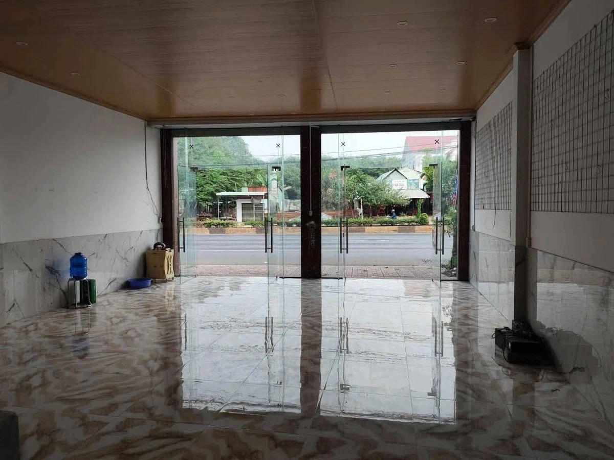 Bán nhà mặt tiền Đường 741 Đồng Phú Bình Phước 292m2 giá 3 tỷ 950 triệu - Ảnh thu nhỏ 3