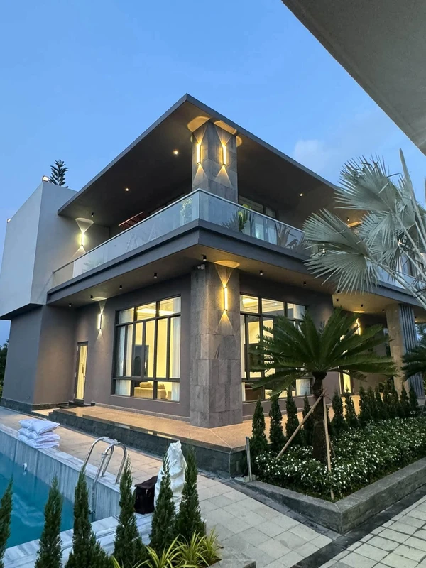 Bán biệt thự sân vườn 1.800m² Bình Chánh 28 tỷ