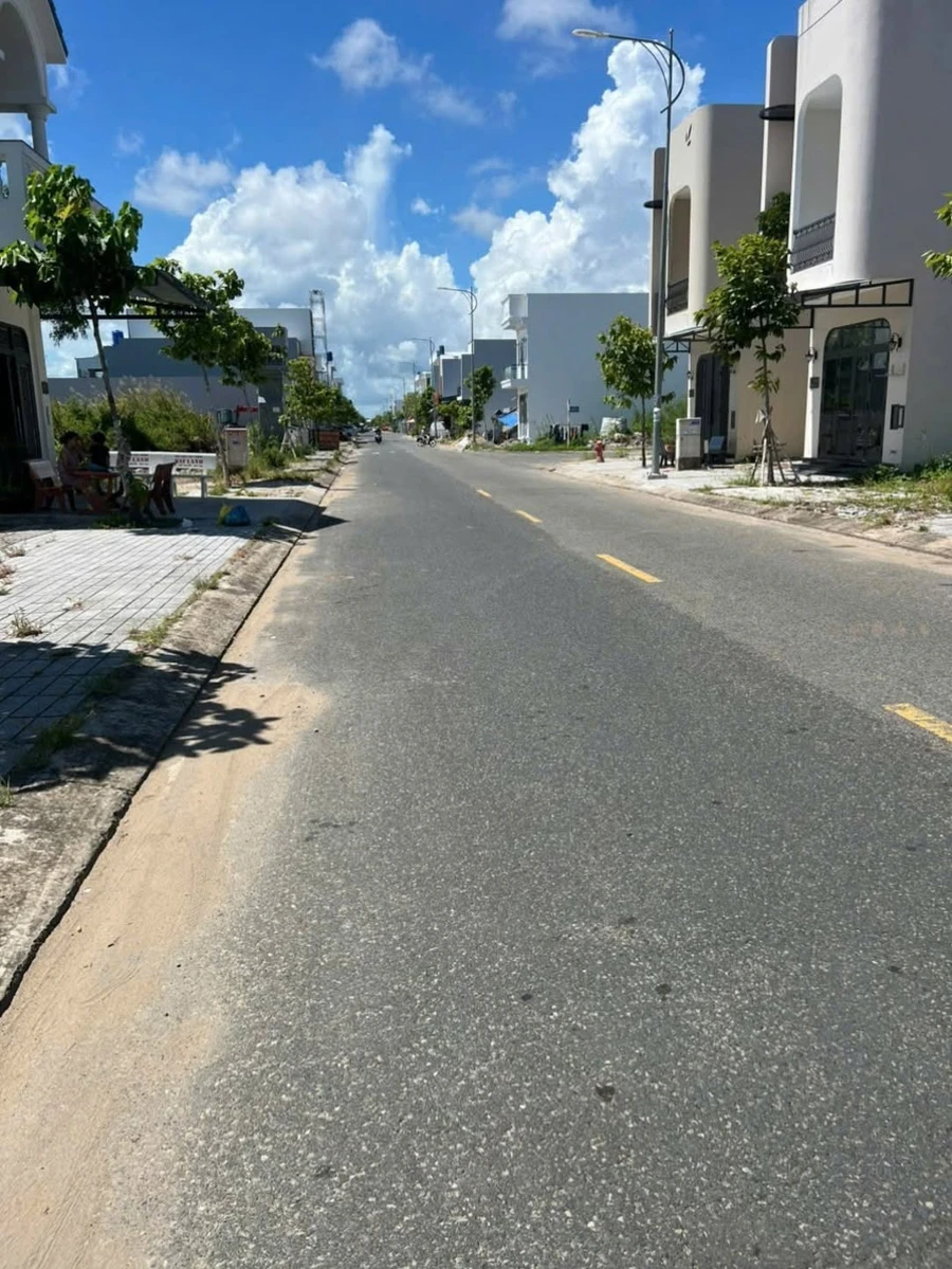 Bán đất nền 100m² KĐT Tây Bắc Rạch Giá 1 tỷ 700 triệu - Ảnh thu nhỏ 2