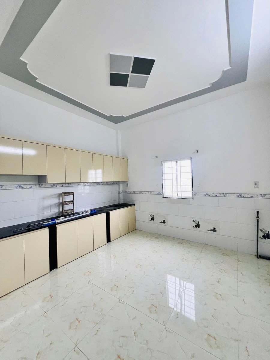 Nhà 2 lầu 4x11m Tân Kim 1 tỷ 900 triệu - Ảnh thu nhỏ 3