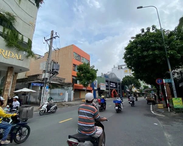 Bán tòa nhà mặt tiền Tân Sơn Nhì 2.000m² 155 tỷ - Ảnh 1