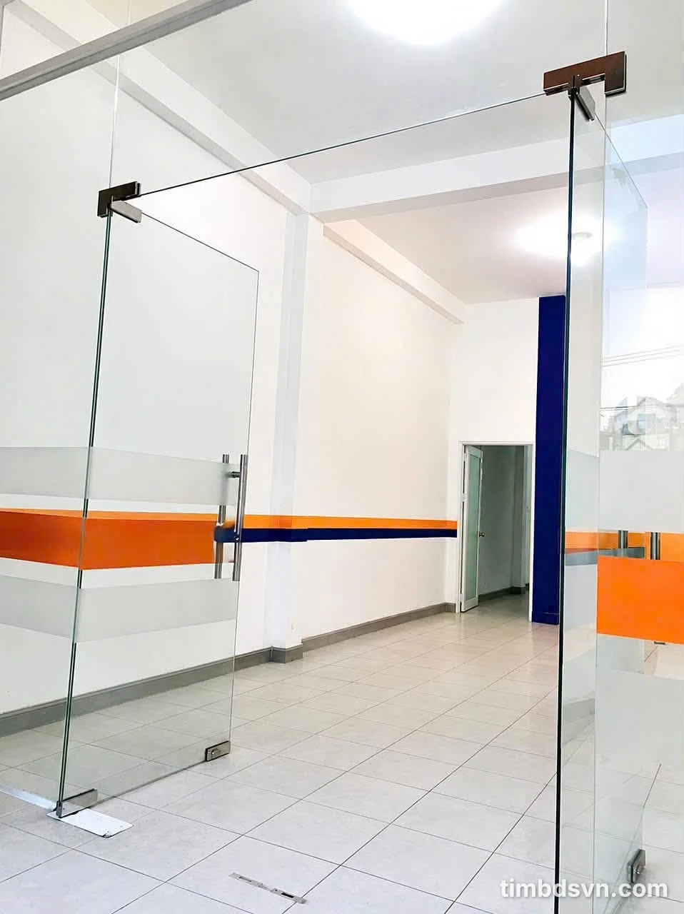 Cho thuê nhà mặt tiền kinh doanh Luỹ Bán Bích, Tân Phú, 104m2, 25 tr/tháng - Ảnh 1