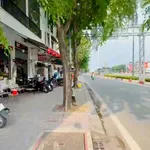 Bán nhà 2 mặt tiền Phạm Văn Đồng, 28m², 4PN, 6 tỷ - Ảnh thu nhỏ 1