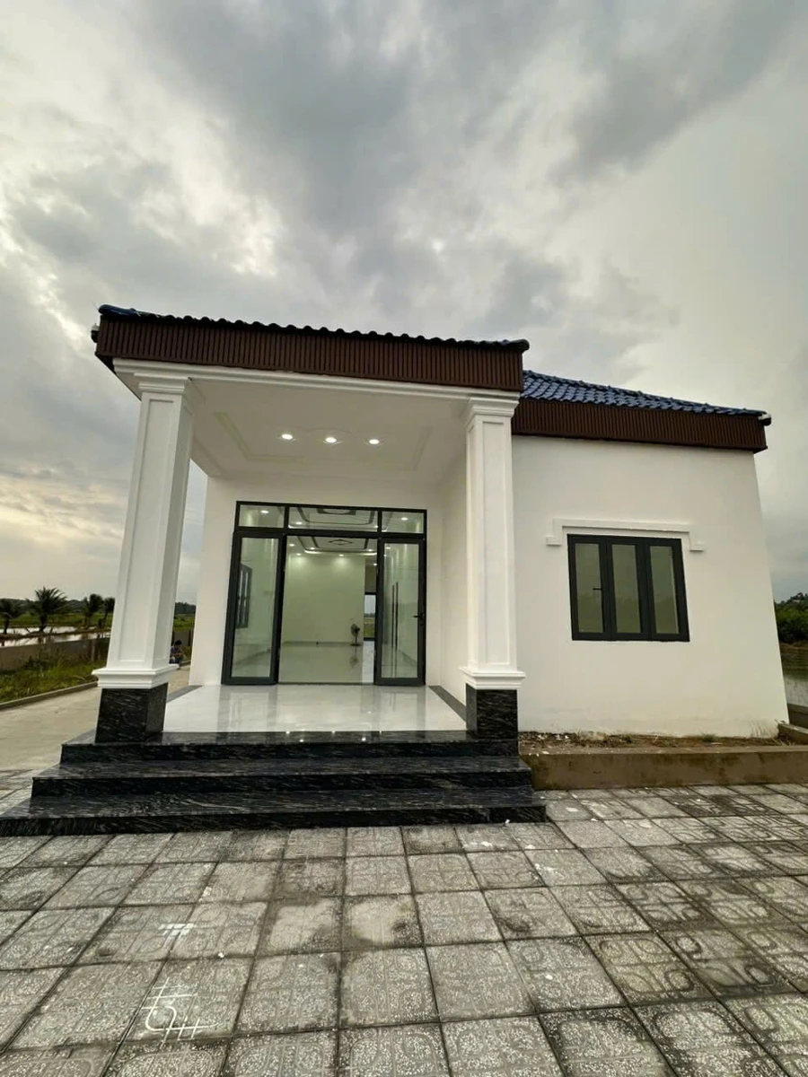 Bán gấp đất mặt tiền 1.991m2 tặng nhà biệt thự mái thái đường Cây Trôm Mỹ Khánh, Thái Mỹ, Củ Chi - Ảnh 1