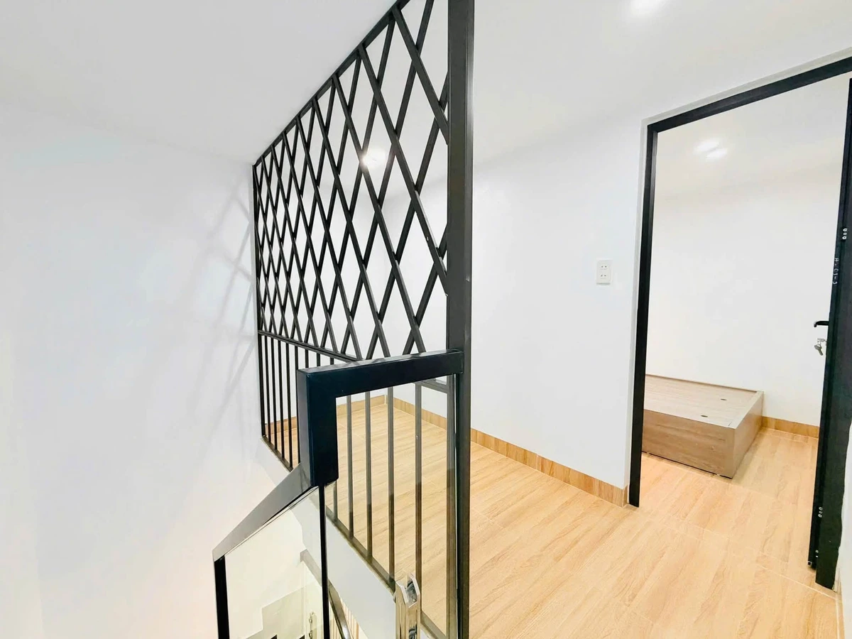Bán nhà 2 tầng 40m² Tôn Đức Thắng 1 tỷ 90 - Ảnh thu nhỏ 4