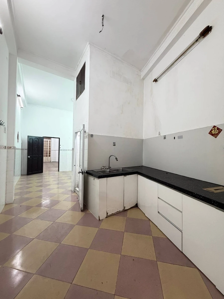 Bán nhà Quận 5 mặt tiền Hải Thượng Lãn Ông 90m² 5 tầng 9.7 tỷ - Ảnh thu nhỏ 2