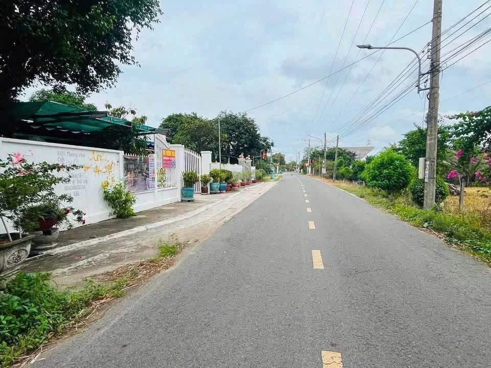 Bán đất mặt tiền kinh doanh Tân Định, Bến Cát 100m² 1 tỷ 3 - Ảnh 1