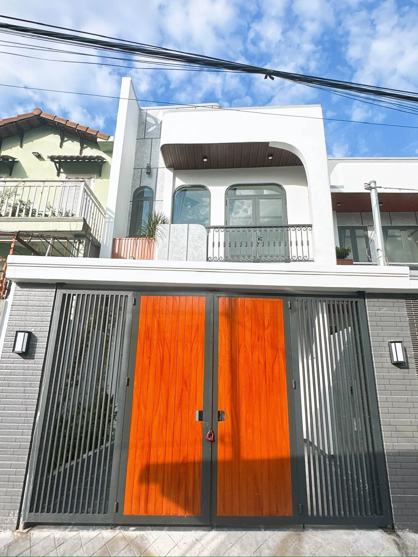 Bán nhà 1 trệt 1 lầu 3PN 2WC 80m² gần chợ Phú Thọ - Ảnh 1