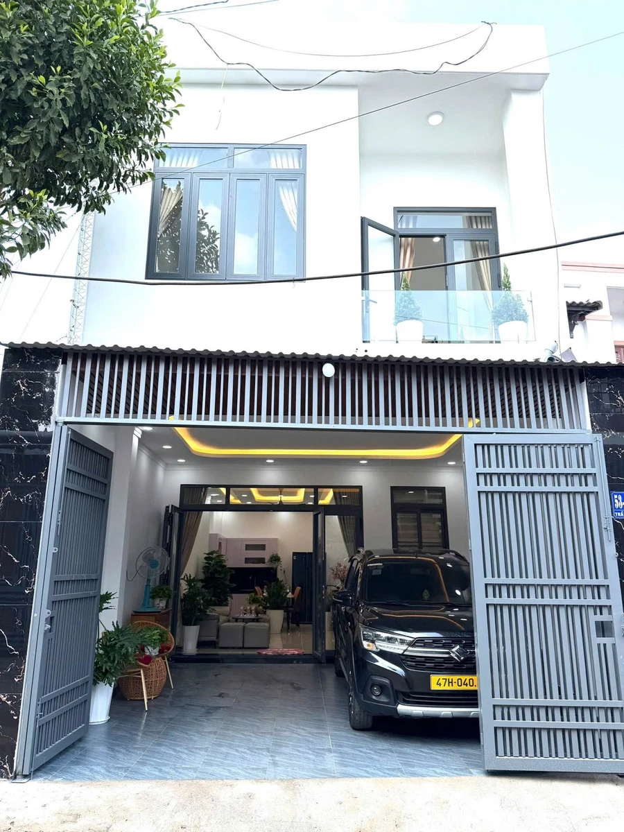 Bán nhà 3PN 70m2 hẻm Trần Quý Cáp 3 tỷ 280 - Ảnh 1